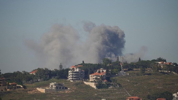 Oriente Médio: no Líbano, ataques recíprocos entre Israel e o Hezbollah